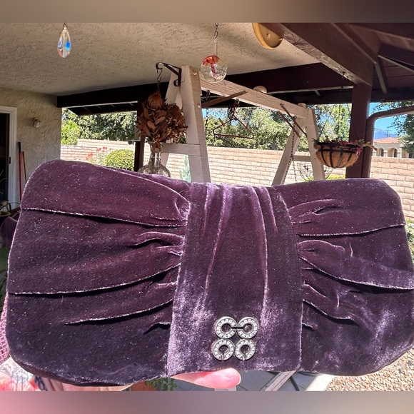 COACH Occasion Velvet w/Embossed Leather Trim Wristlet/Clutch in Plum - Picture 4 of 8